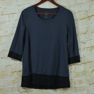 LOGO by Lori Goldstein Sz XS Lace Trim Top